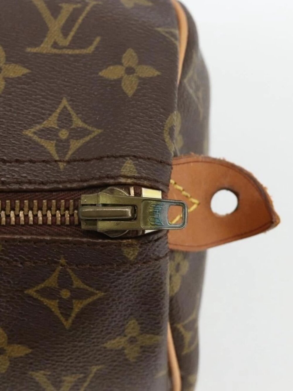 LOUIS VUITTON Monogram totem Speedy 30 Hand Bag - Picture 9 of 16